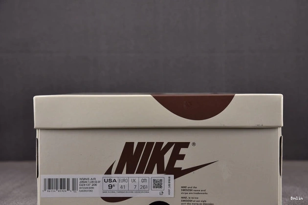Boostmaster lin Scott AJ SP DZ4137-206 Travis Low x OG 1 0628